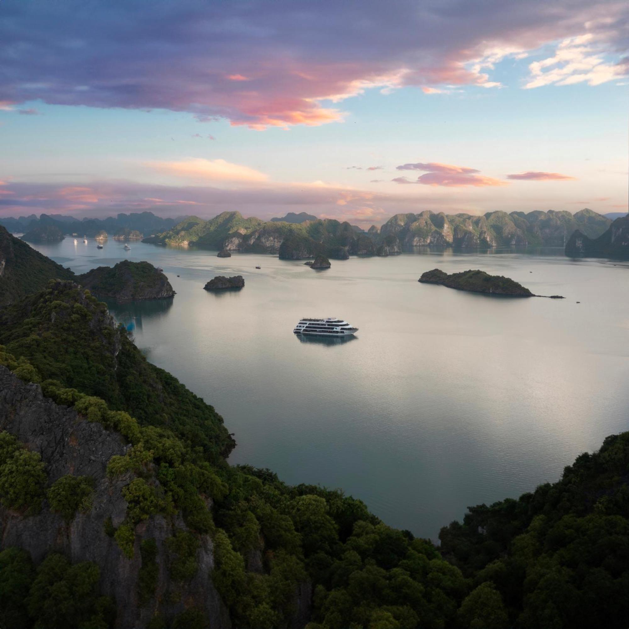 Hotel Le Theatre Cruises - Wonder On Lan Ha Bay Ha Long Zewnętrze zdjęcie